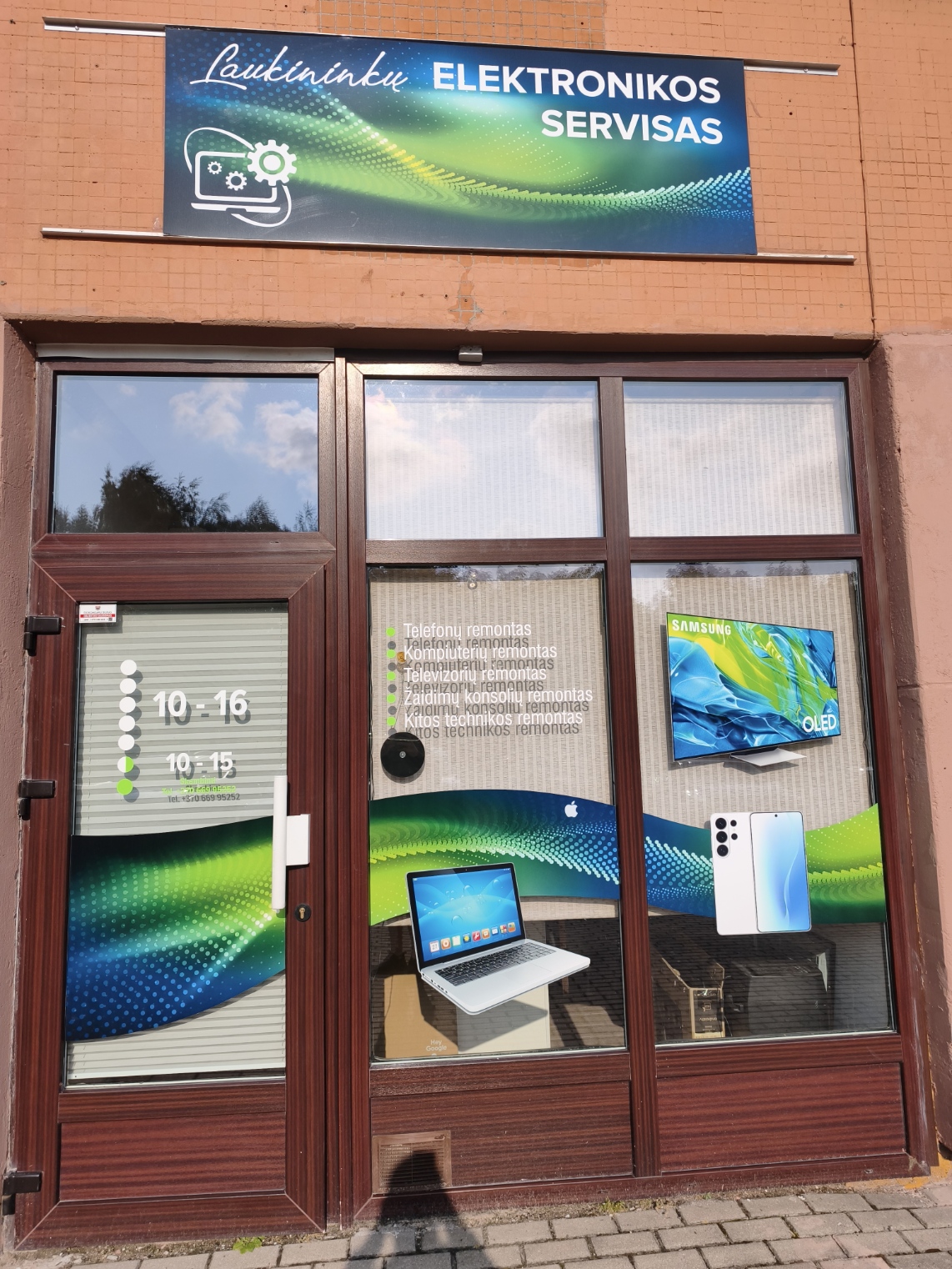 Laukininkų elektronikos serviso įėjimas
